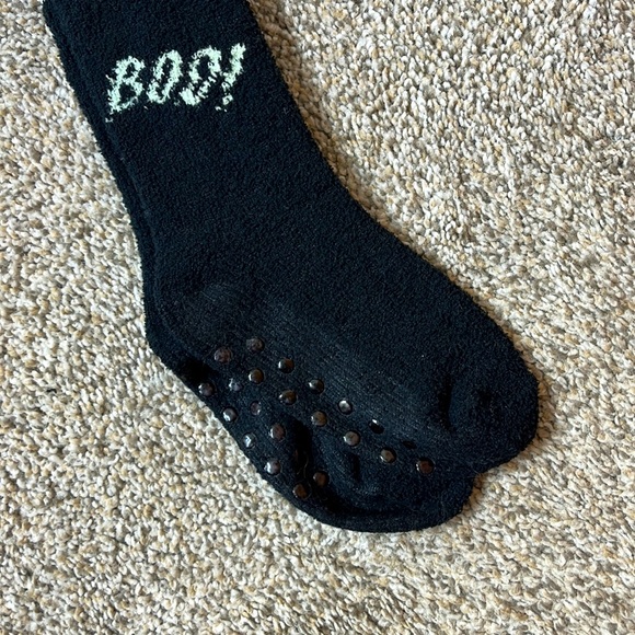 Boo socks! - Picture 3 of 3